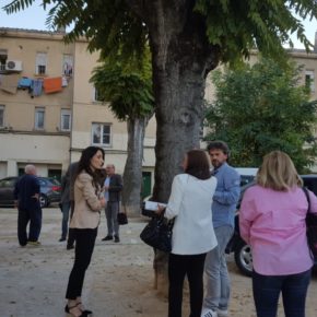 Mónica Moreno pide a la Junta que “deje de esconderse” y dé respuesta a las demandas de los vecinos de Las Protegidas