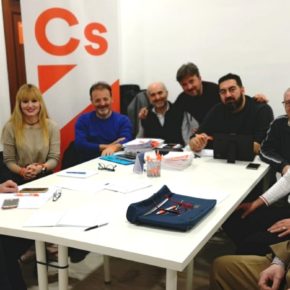 Ciudadanos se reúne con la Plataforma de Jubilados de Jaén para escuchar sus demandas “sensatas y factibles”