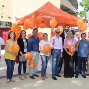 María Cantos cierra su campaña tras reunirse con los colectivos de arquitectos y jubilados