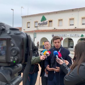Cs denuncia en Linares-Baeza el desmantelamiento ferroviario y las “penosas medidas” implementadas este fin de semana