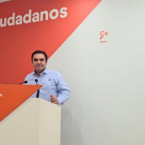 Miguel Moreno: “Ciudadanos trabaja cada día por conseguir que Jaén y Andalucía sean más justas, igualitarias y estén libres de violencia de machista”